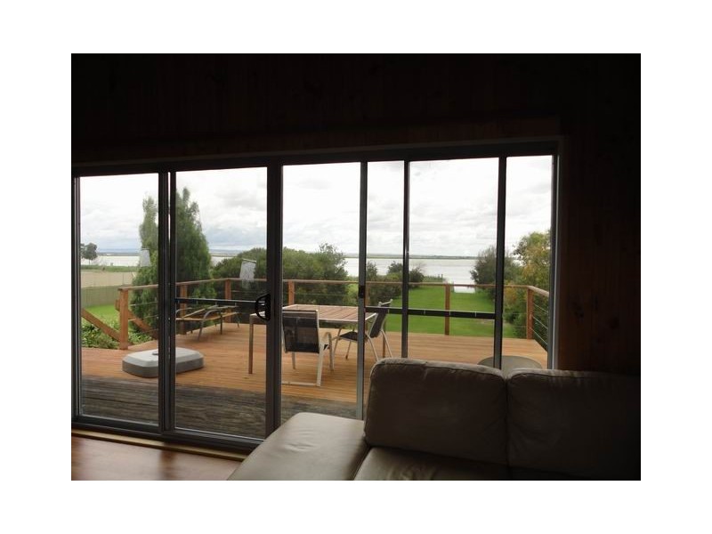 42 Edison Street, Hindmarsh Island SA 5214