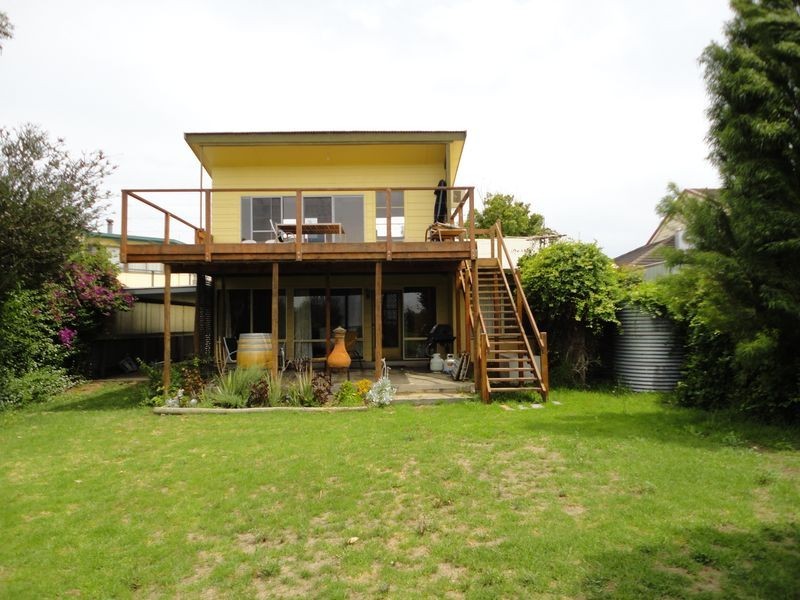 42 Edison Street, Hindmarsh Island SA 5214