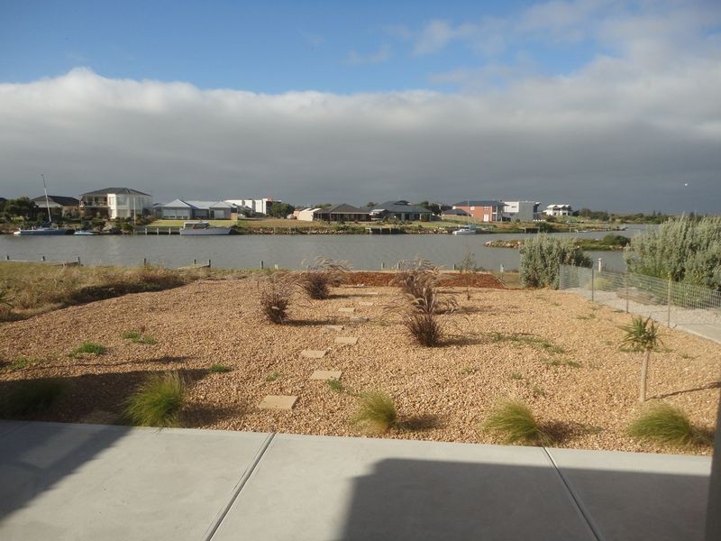 101 Wentworth Parade, Hindmarsh Island SA 5214