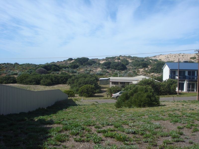 24 Eaton Avenue, Goolwa Beach SA 5214