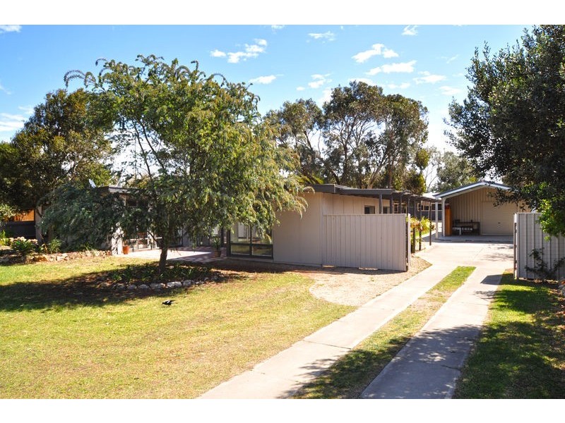 122 Fenchurch Street, Goolwa SA 5214
