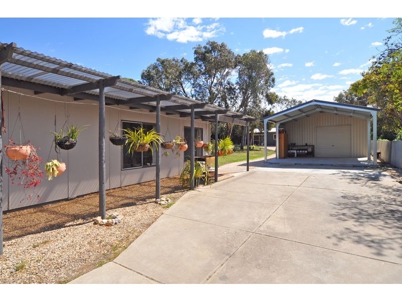 122 Fenchurch Street, Goolwa SA 5214