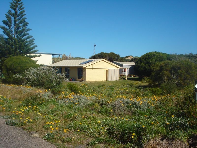 15 Eaton Avenue, Goolwa Beach SA 5214