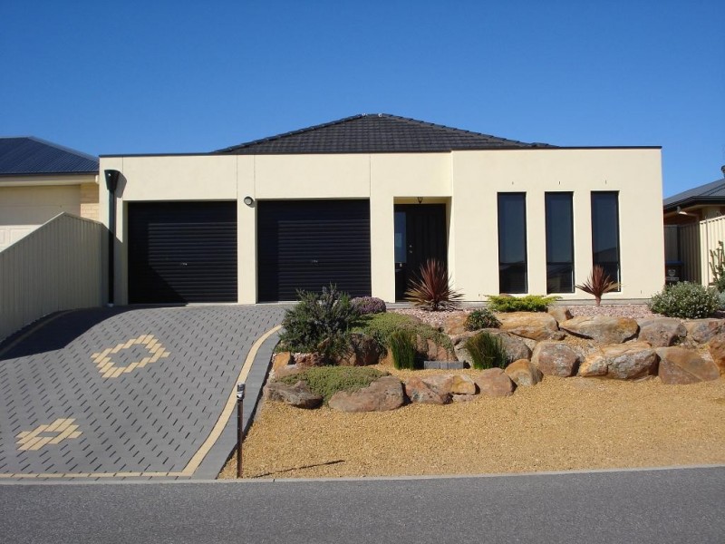 152 Wentworth Parade, Hindmarsh Island SA 5214