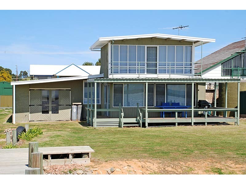 8 Valmai Terrace, Hindmarsh Island SA 5214