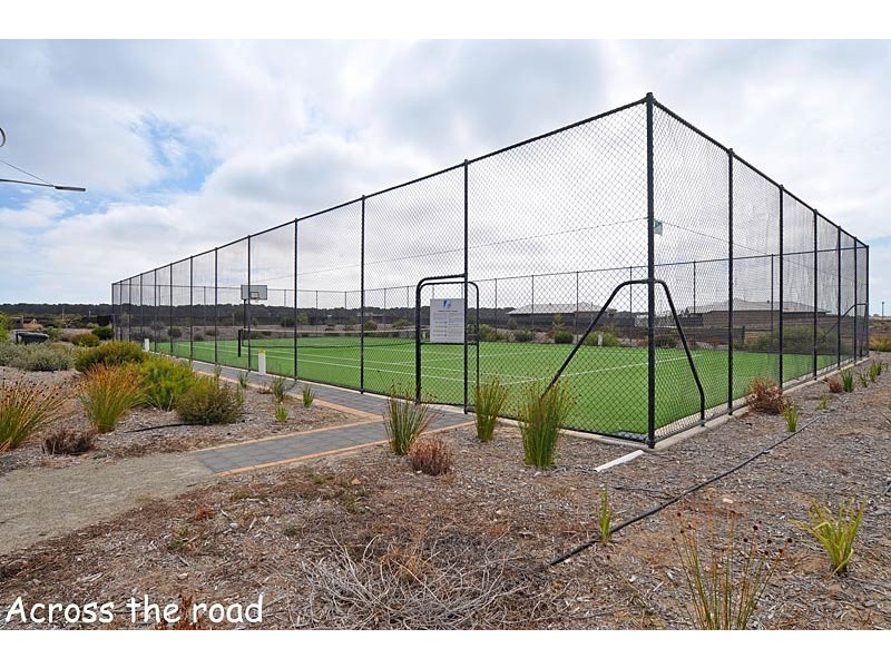 35 Vesta Drive, Hindmarsh Island SA 5214