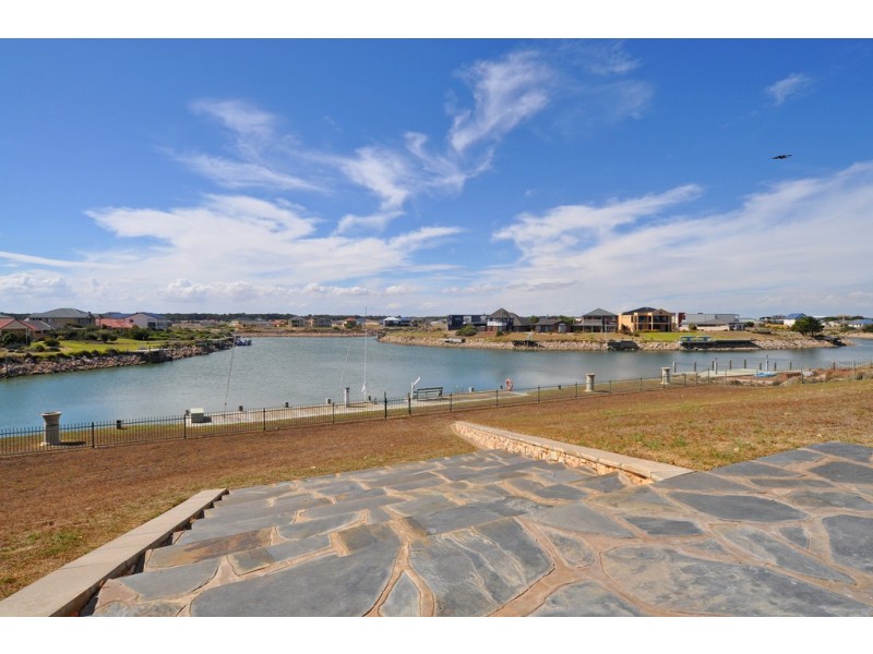1-3 Excelsir Parade, Hindmarsh Island SA 5214