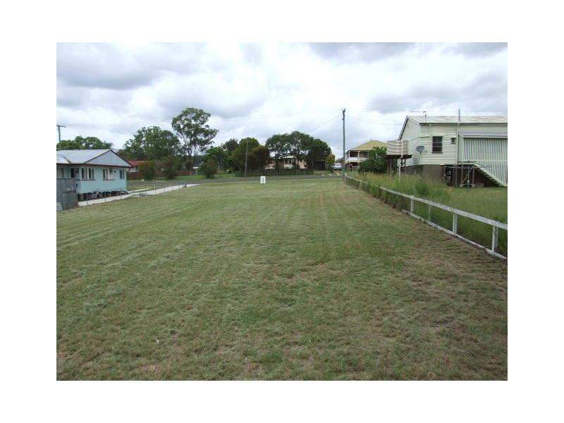 81 Baynes Street, Wondai QLD 4606