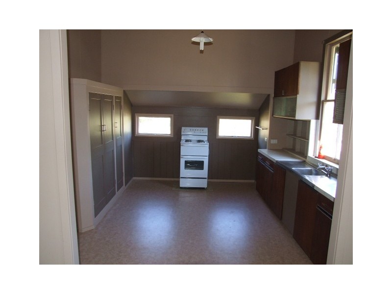 94 Mackenzie Street, Wondai QLD 4606