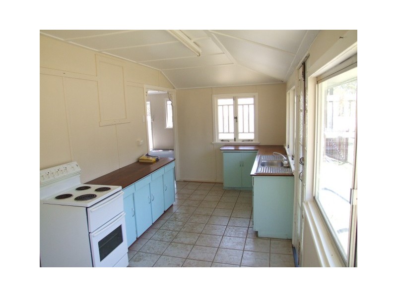 1 Edwards Street, Wondai QLD 4606