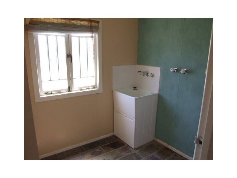 1 Edwards Street, Wondai QLD 4606