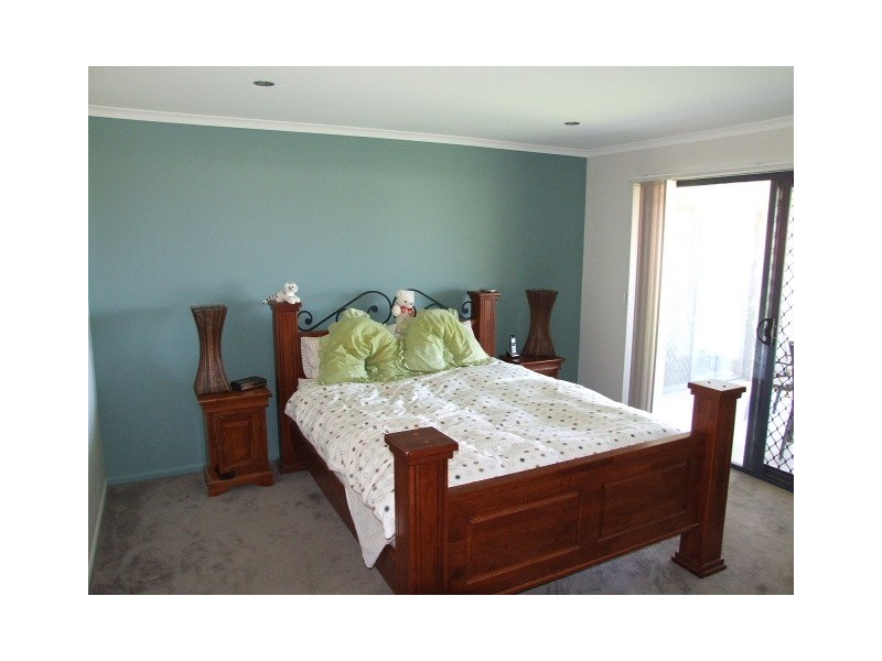 4 Grant Crescent, Wondai QLD 4606