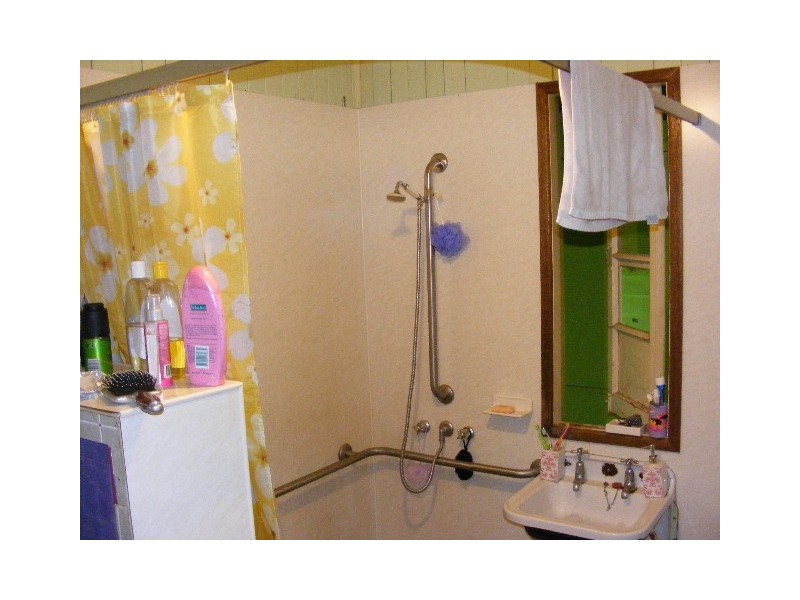 42 Collingwood Street, Proston QLD 4613