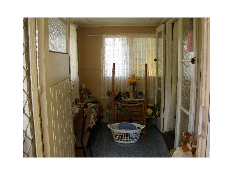 16 Thompson Street, Murgon QLD 4605