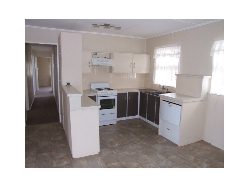 13 Nutt Street, Murgon QLD 4605