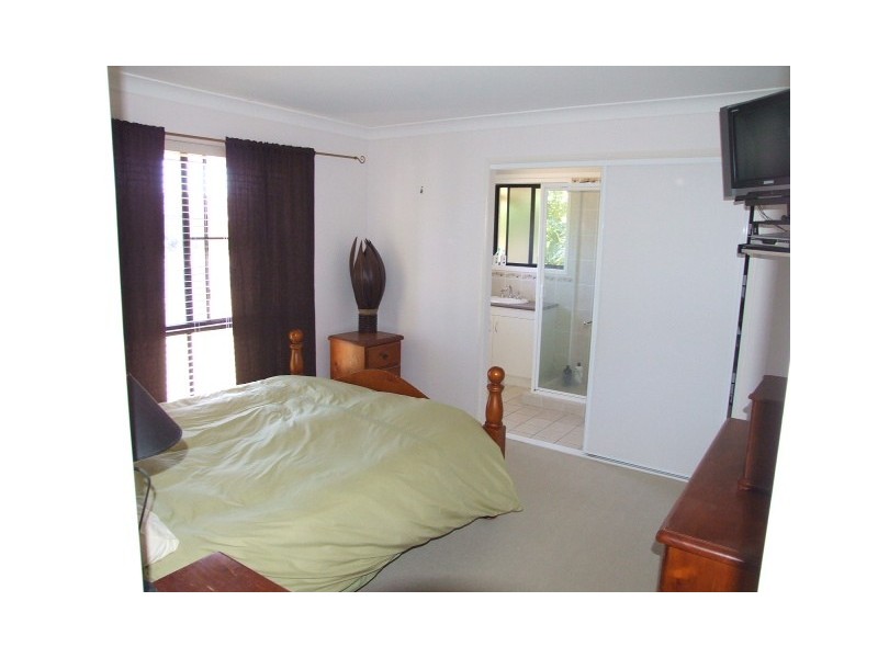 18 Outridge Street, Wondai QLD 4606