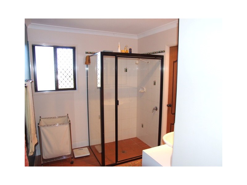 6 Meek Street, Tingoora QLD 4608