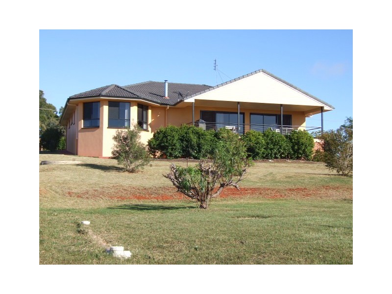 6 Meek Street, Tingoora QLD 4608