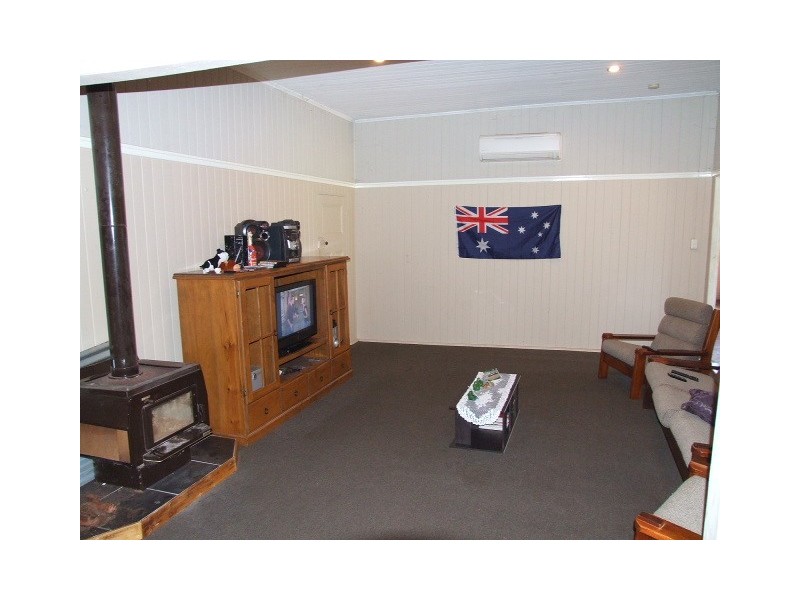 29 Main Street, Tingoora QLD 4608