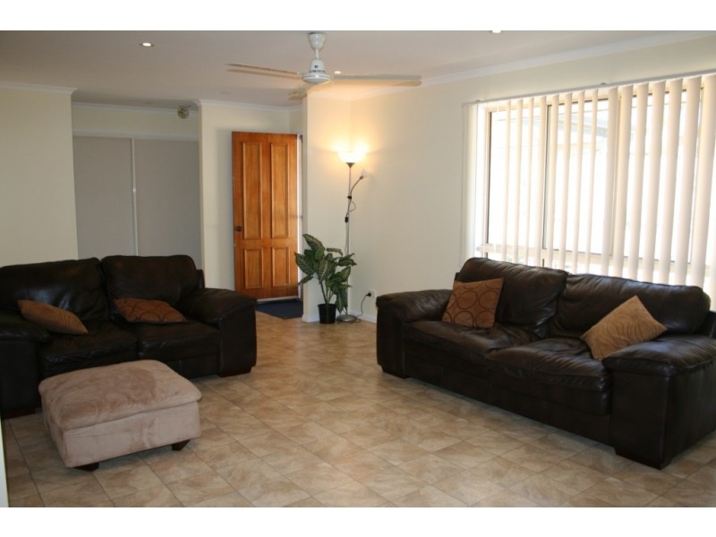 101 Baynes Street, Wondai QLD 4606