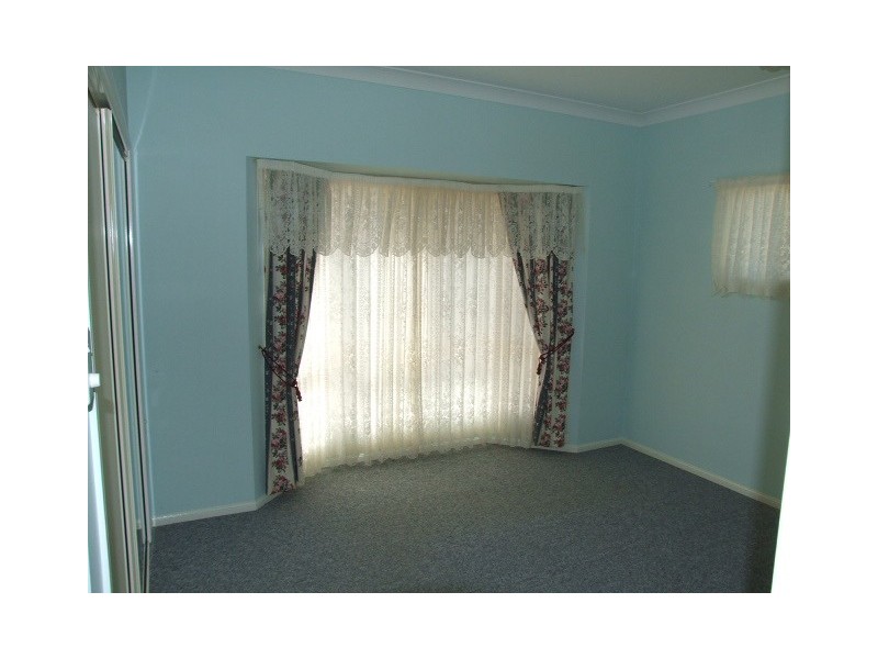 32 Burns Crescent, Wondai QLD 4606