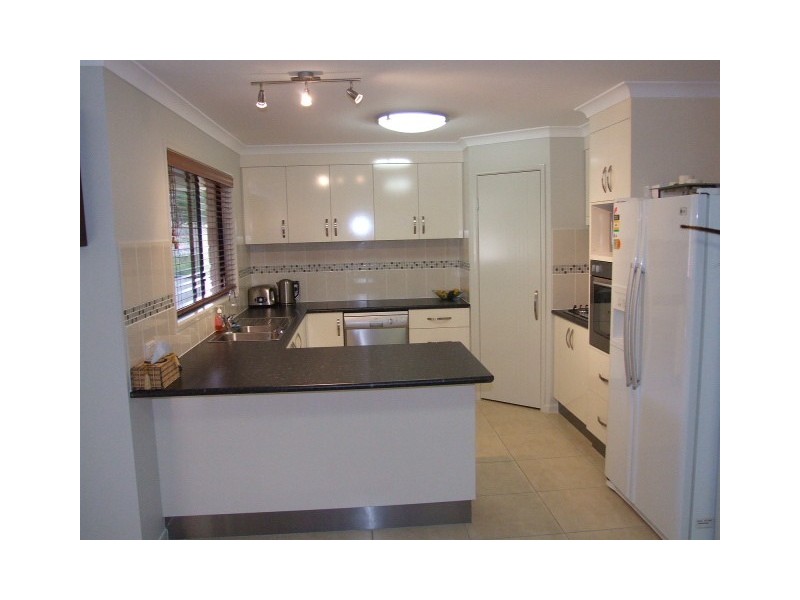 6 McLucas Crescent, Wondai QLD 4606