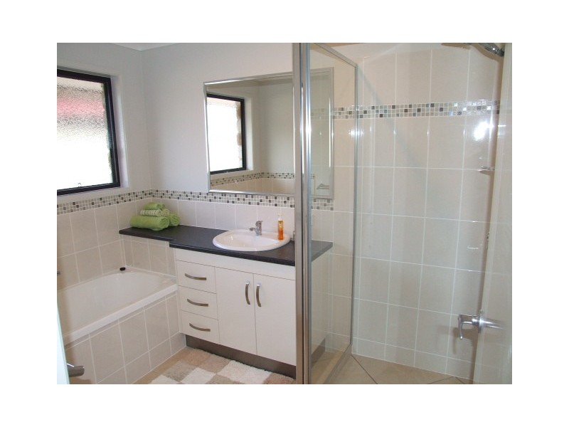 6 McLucas Crescent, Wondai QLD 4606