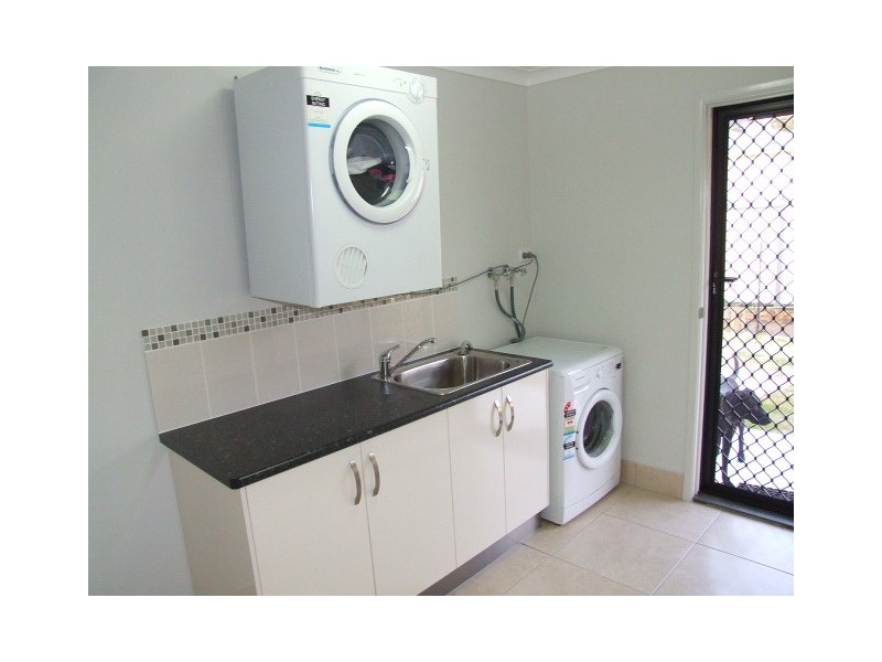 6 McLucas Crescent, Wondai QLD 4606