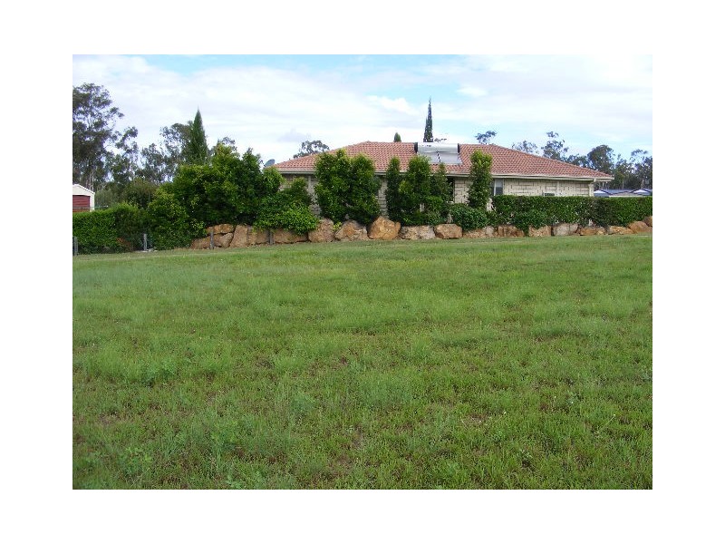 69 Grant Crescent, Wondai QLD 4606