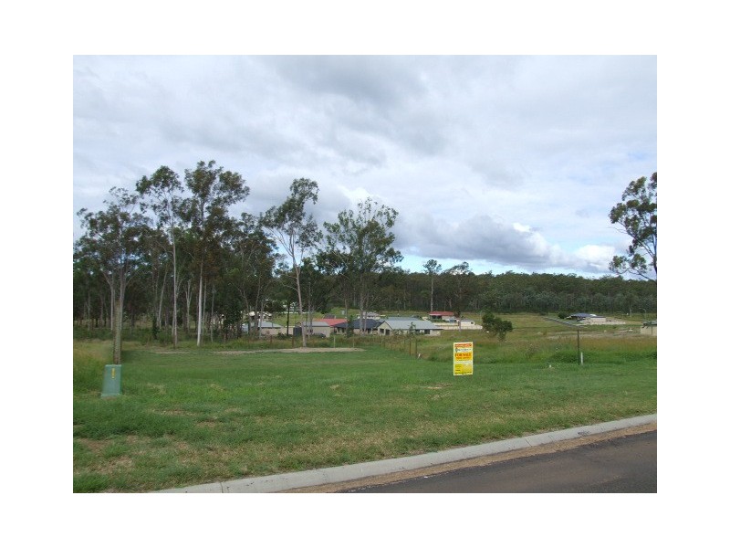 55 Grant Crescent, Wondai QLD 4606