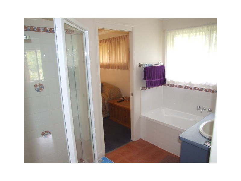 18 Burns Crescent, Wondai QLD 4606