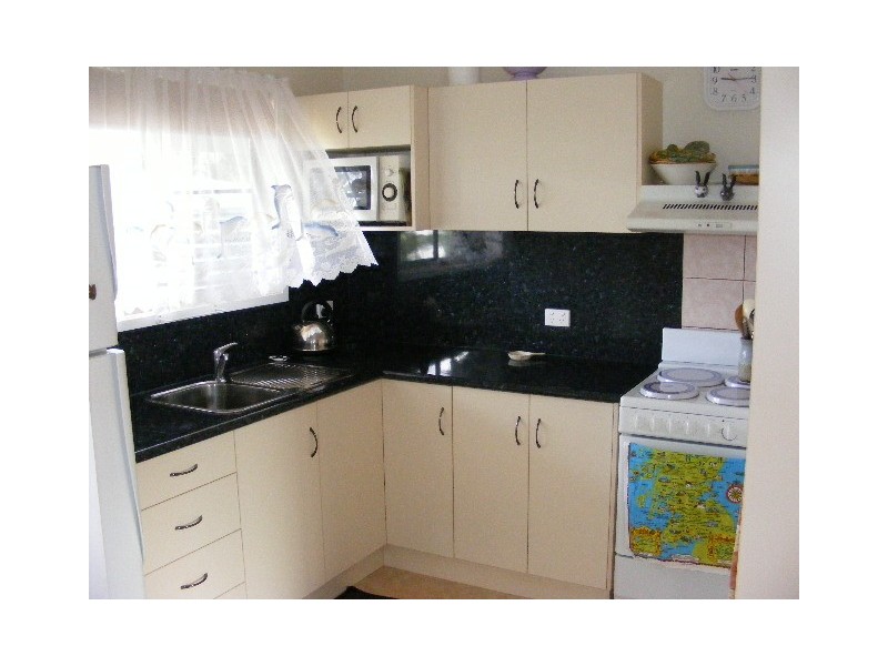 14 Magnussens Drive, Tingoora QLD 4608