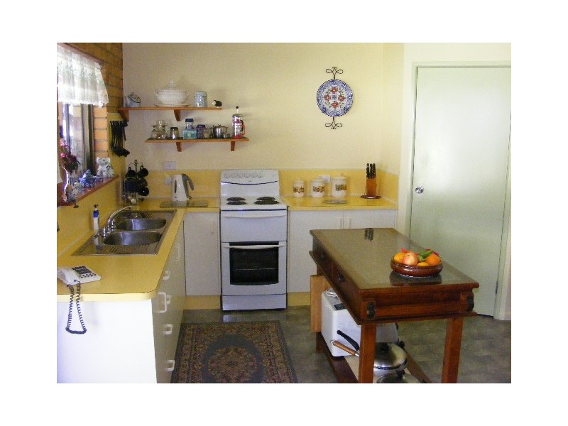 49 Lysdale Road, Wondai QLD 4606