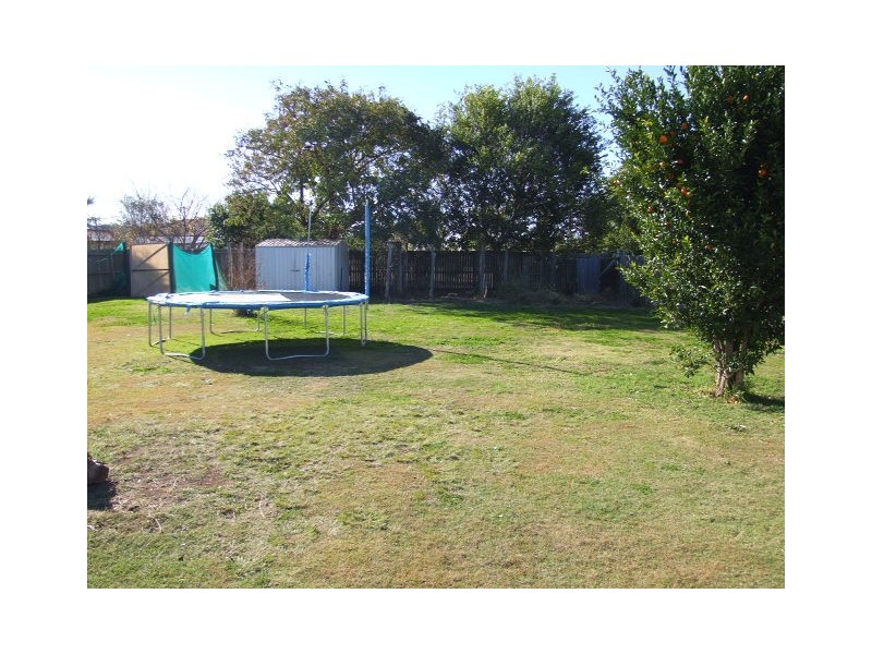 17 Greenview Road, Wondai QLD 4606