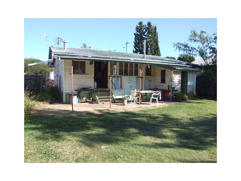 17 Greenview Road, Wondai QLD 4606