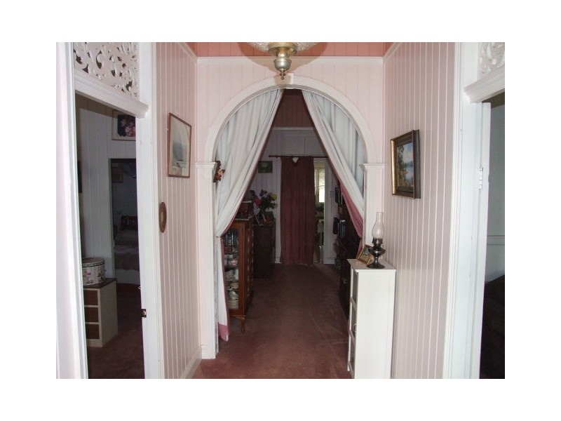 15 Taylor Street East, Murgon QLD 4605