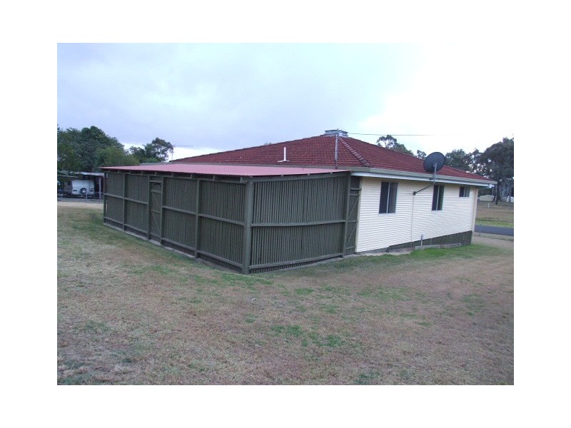 5 Kent Street, Wondai QLD 4606