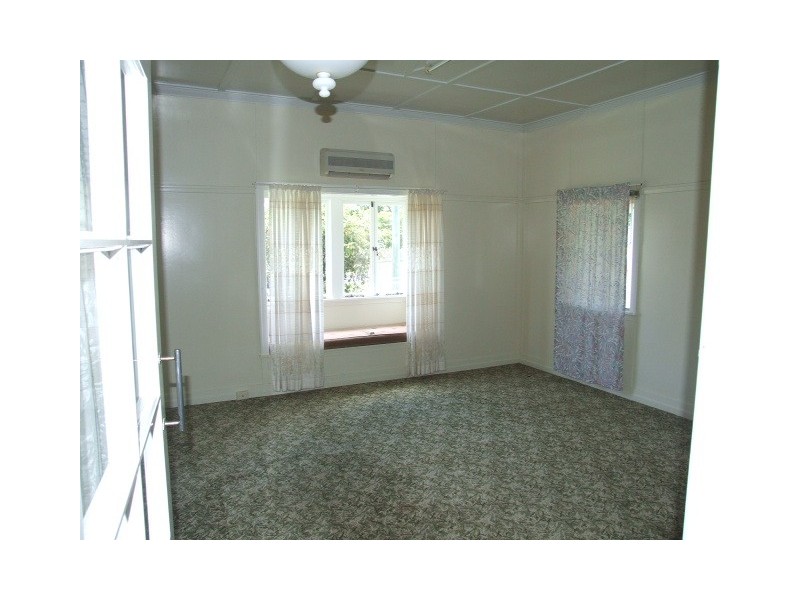44 Edwards Street, Wondai QLD 4606