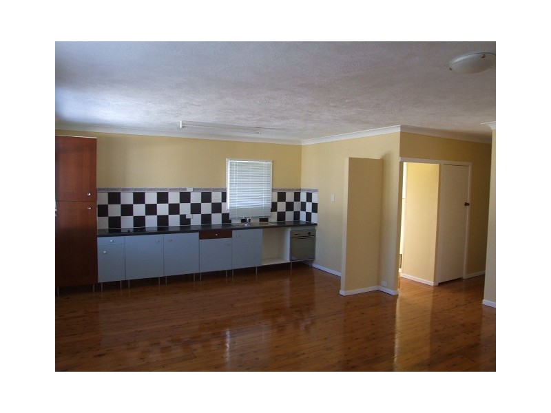 91 Pring Street, Wondai QLD 4606