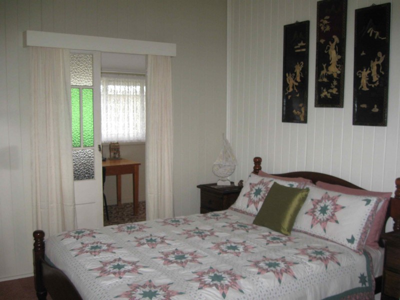 22 Collingwood Street, Proston QLD 4613