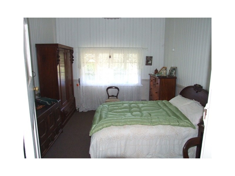 9 Howard Road, Proston QLD 4613