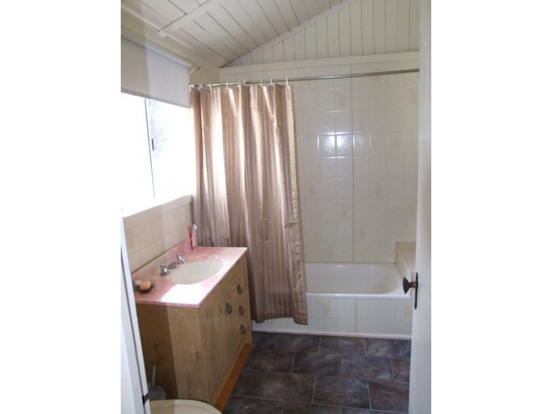 55 Baynes Street, Wondai QLD 4606