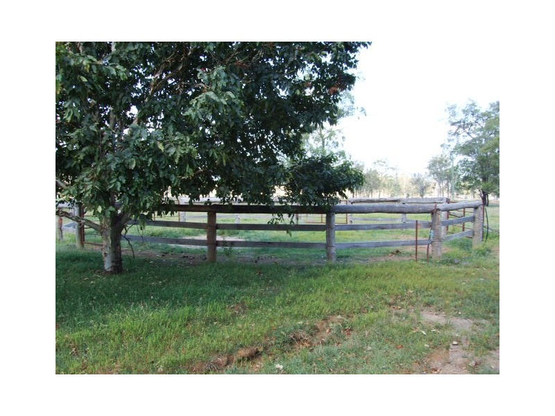 16 Reidys Road, Hivesville QLD 4612