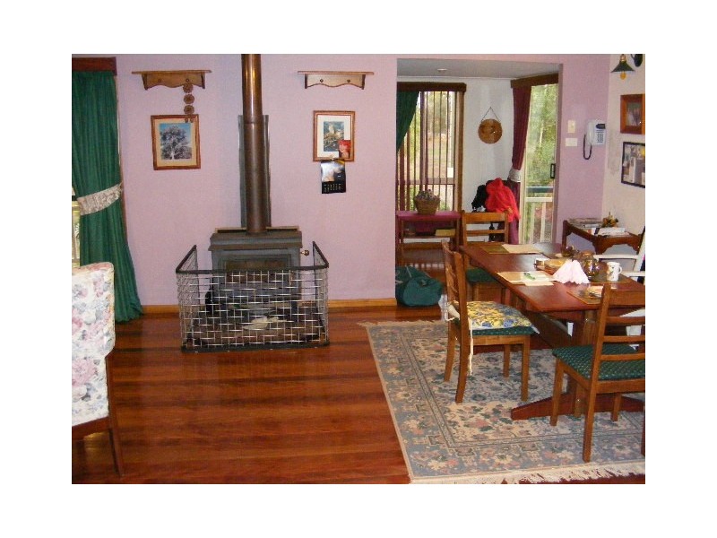 12 Slaters Road, Wondai QLD 4606