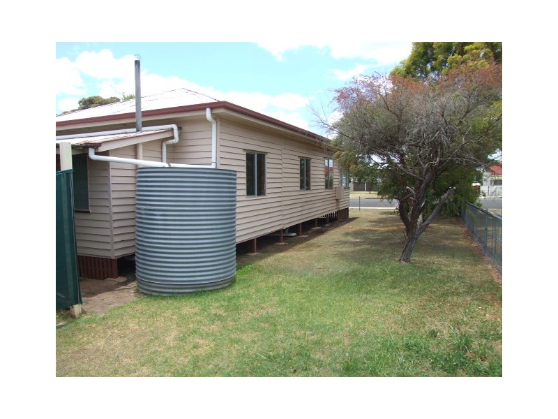52 Pring Street, Wondai QLD 4606