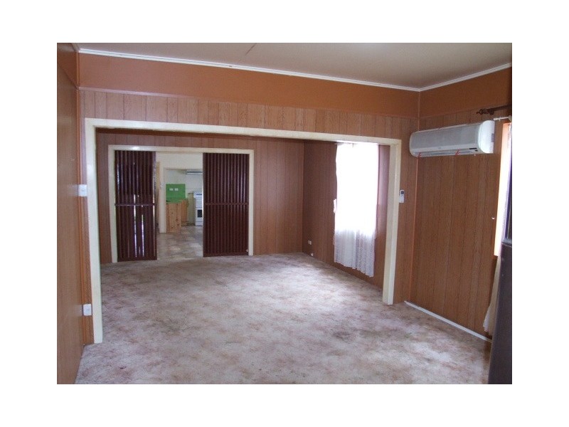 52 Pring Street, Wondai QLD 4606