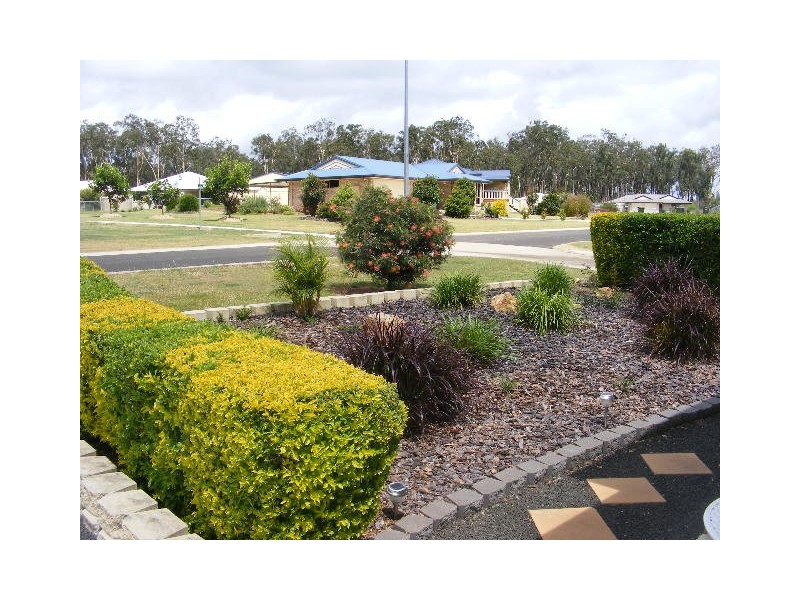 65 Grant Crescent, Wondai QLD 4606