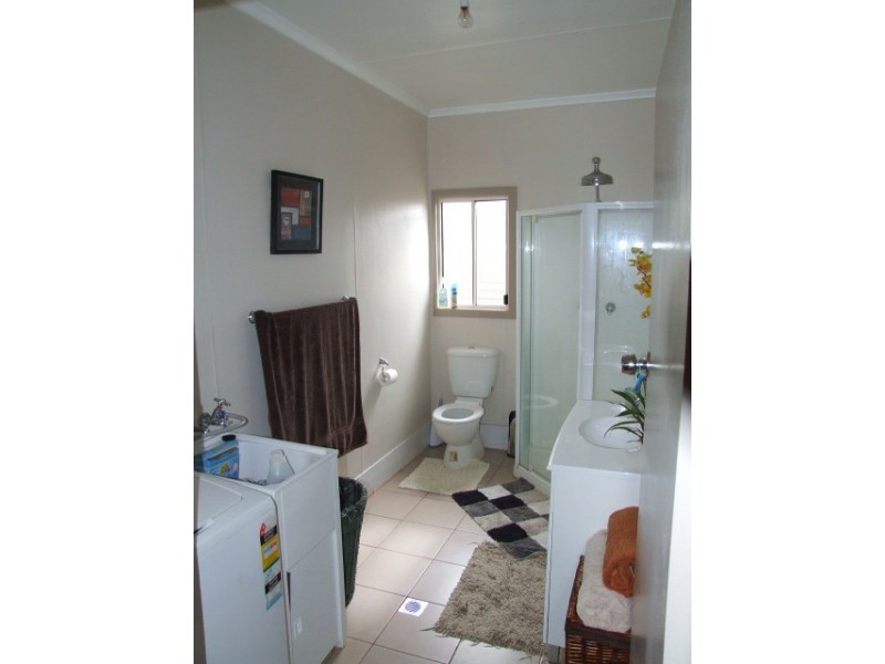 10 Muller Street, Tingoora QLD 4608