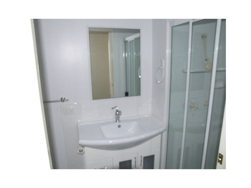 102/15 Old Wondai Road, Wondai QLD 4606