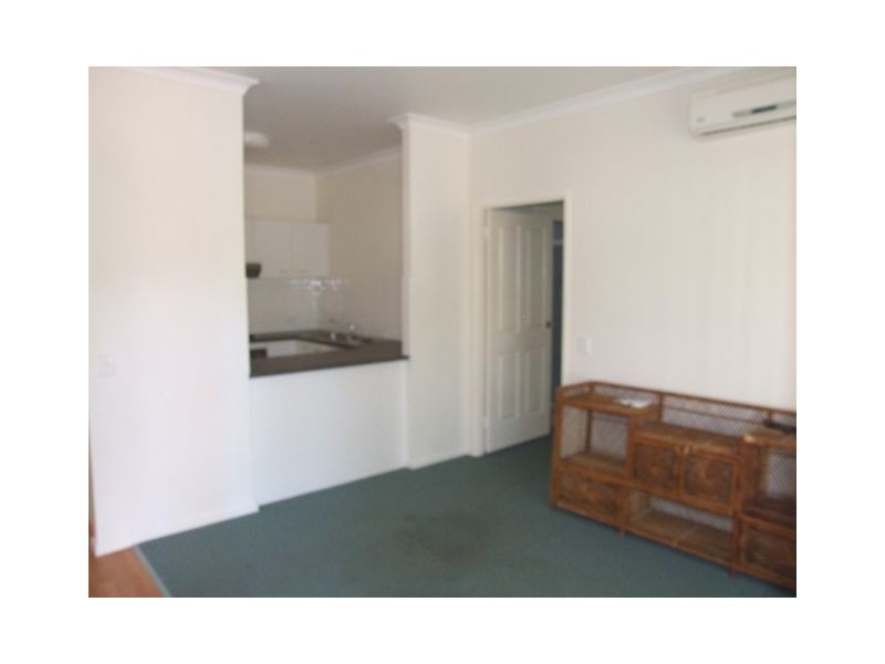 102/15 Old Wondai Road, Wondai QLD 4606